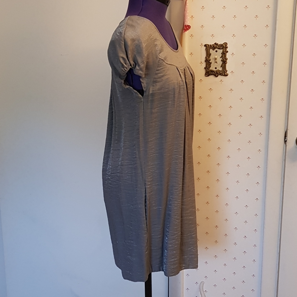 H&M Tunic - Picture 5 of 9